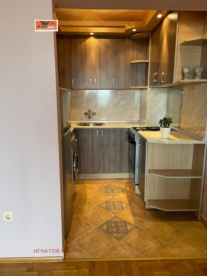 Дава под наем  2-стаен град Пазарджик , Руски , 65 кв.м | 48301851 - изображение [3]