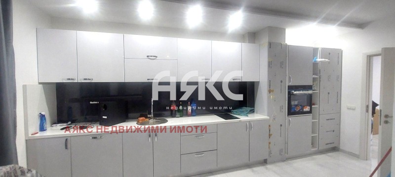 Дава под наем 3-СТАЕН, гр. София, Триъгълника, снимка 2 - Апартаменти - 53070726