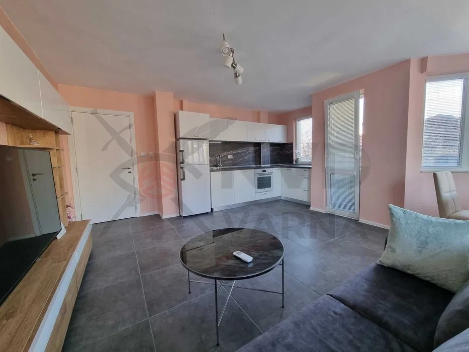 Дава под наем 2-СТАЕН, гр. Варна, Колхозен пазар, снимка 2 - Апартаменти - 54222376