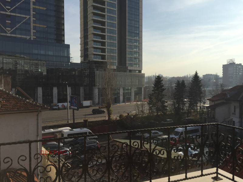 Kiadó  1 hálószoba Sofia , Centar , 120 négyzetméter | 24293222 - kép [15]