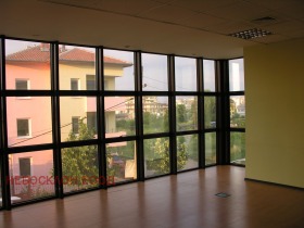 Te huur Kantoor