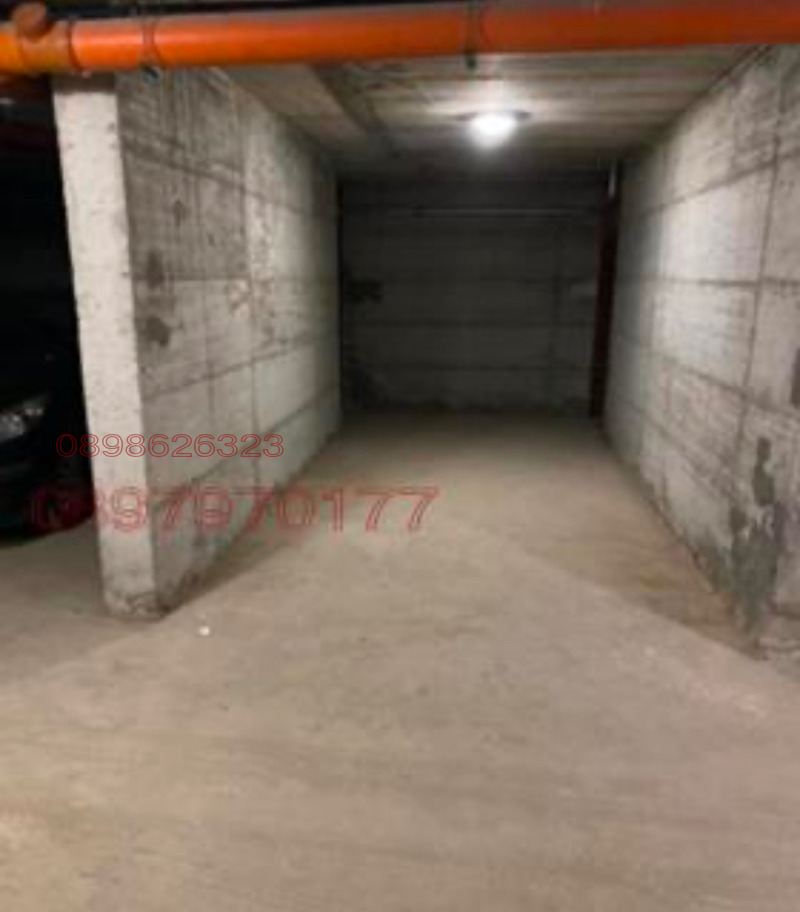 Дава под наем ГАРАЖ, ПАРКОМЯСТО, гр. Пловдив, Христо Смирненски, снимка 3 - Гаражи и паркоместа - 52780849