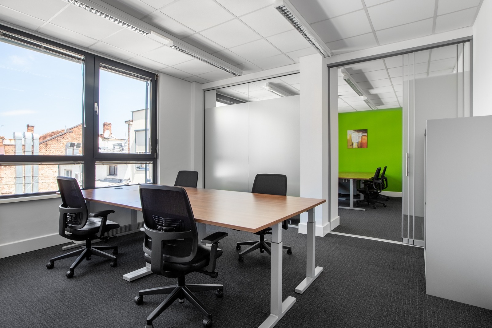 Дава под наем ОФИС, гр. София, Център, снимка 2 - Офиси - 45542260