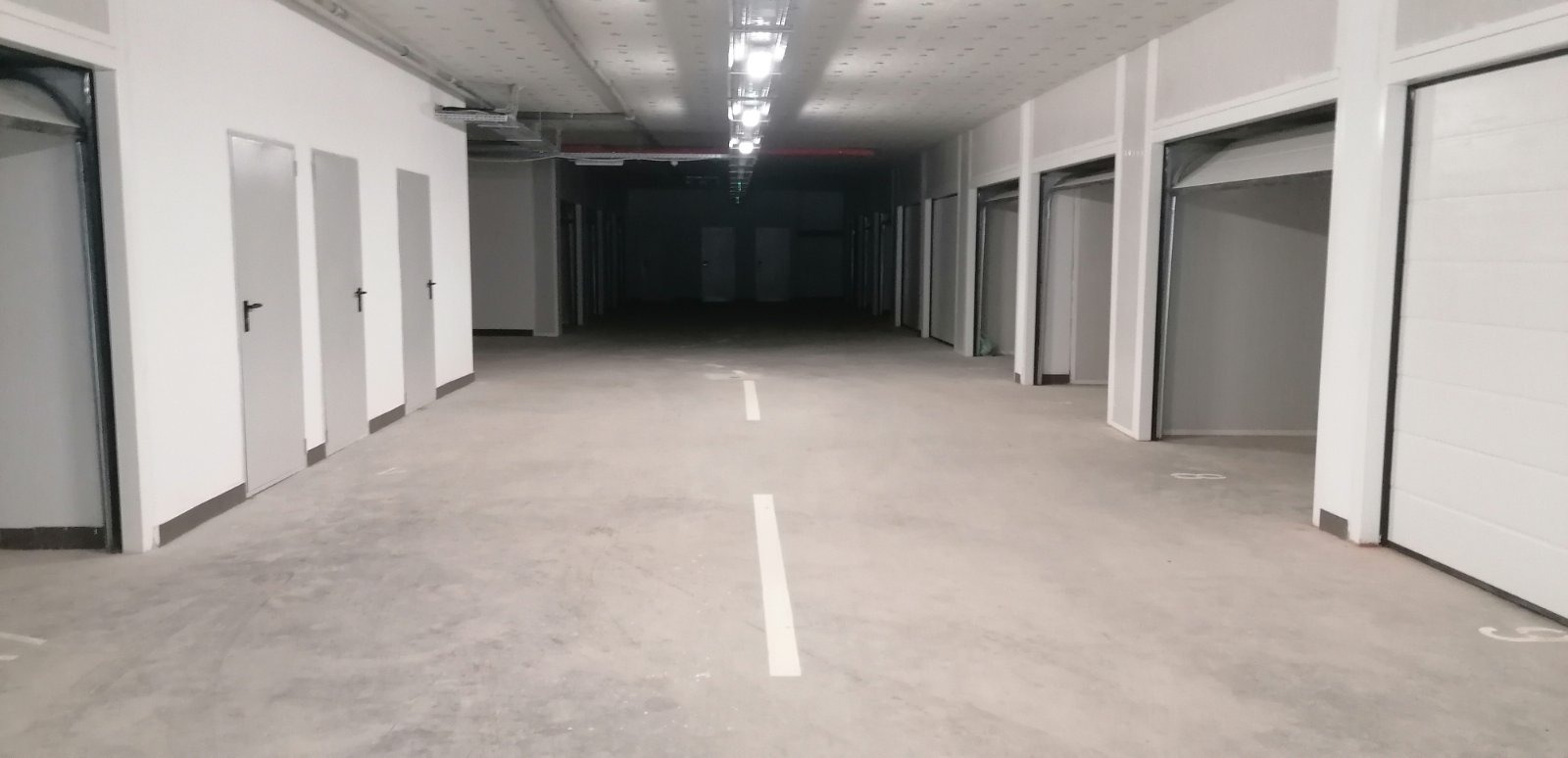 Дава под наем ГАРАЖ, ПАРКОМЯСТО, гр. София, Малинова долина, снимка 3 - Гаражи и паркоместа - 54087929