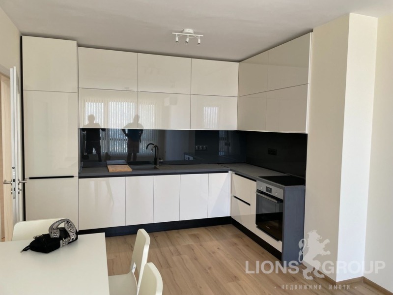 Do wynajęcia  1 sypialnia Warna , Asparuchowo , 60 mkw | 27741407