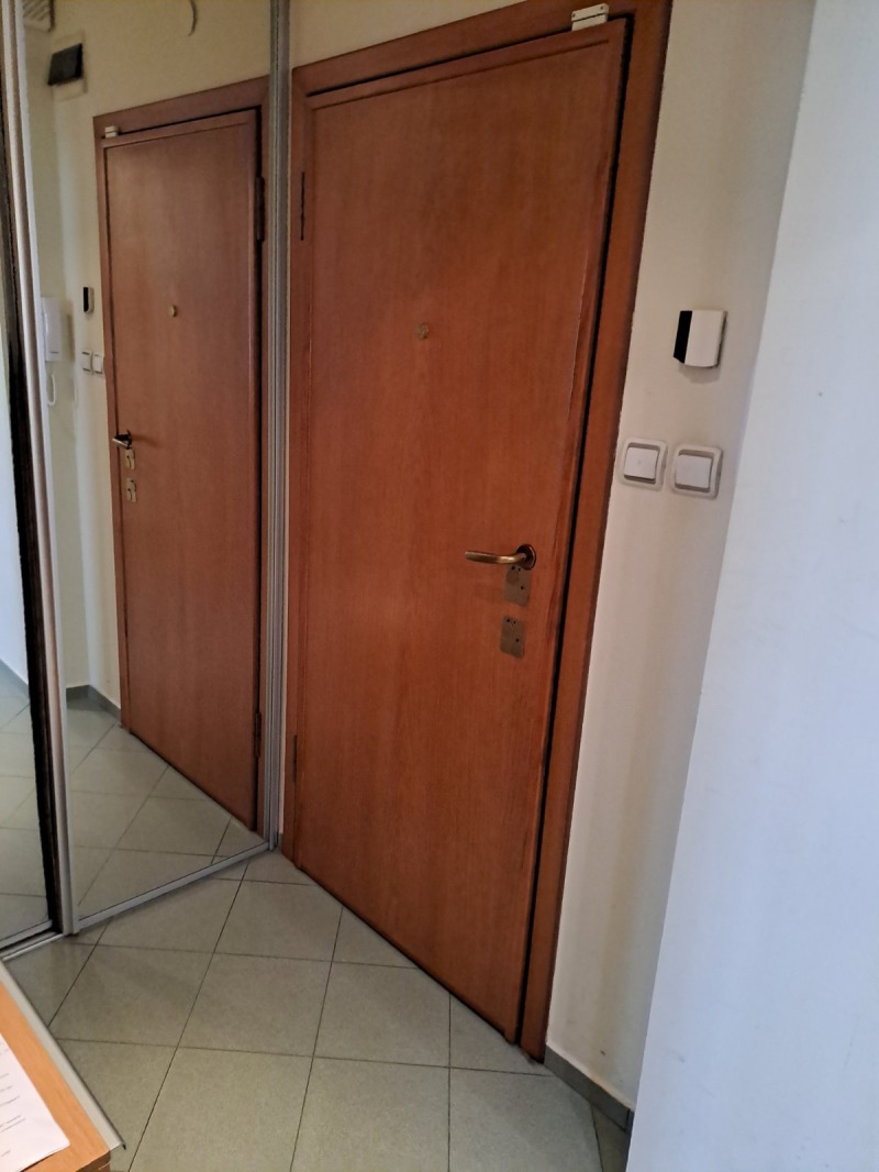K pronájmu  2 ložnice Sofia , Centar , 90 m2 | 27947429 - obraz [16]