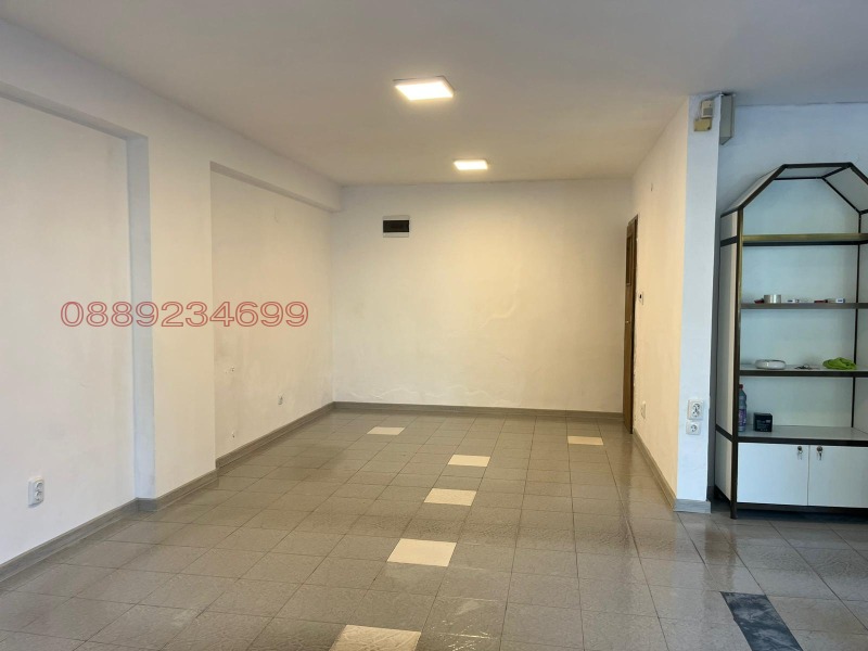 В аренду  Магазин София , Белите брези , 40 кв.м | 88191982
