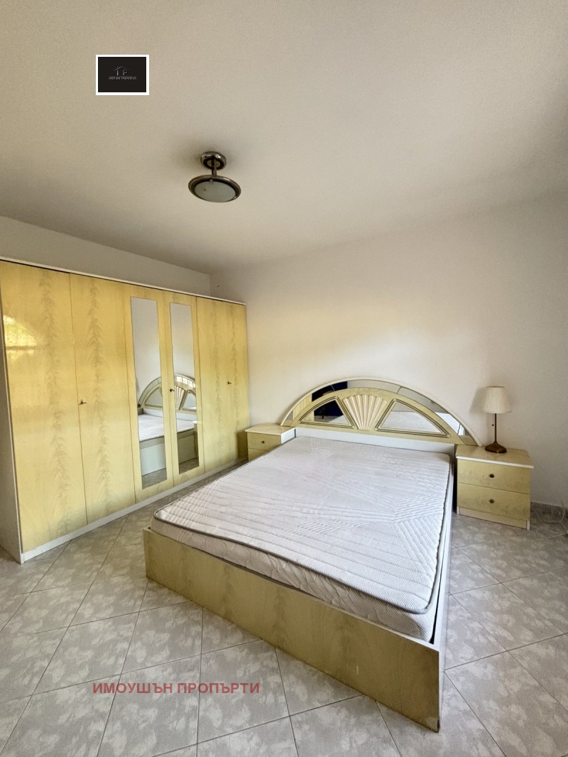 Kiadó  Ház Sofia , Bistrica , 265 négyzetméter | 93644440 - kép [4]
