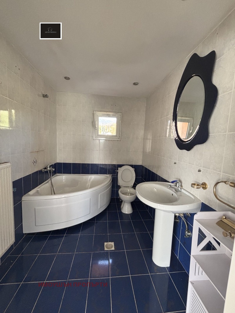 Kiadó  Ház Sofia , Bistrica , 265 négyzetméter | 93644440 - kép [8]