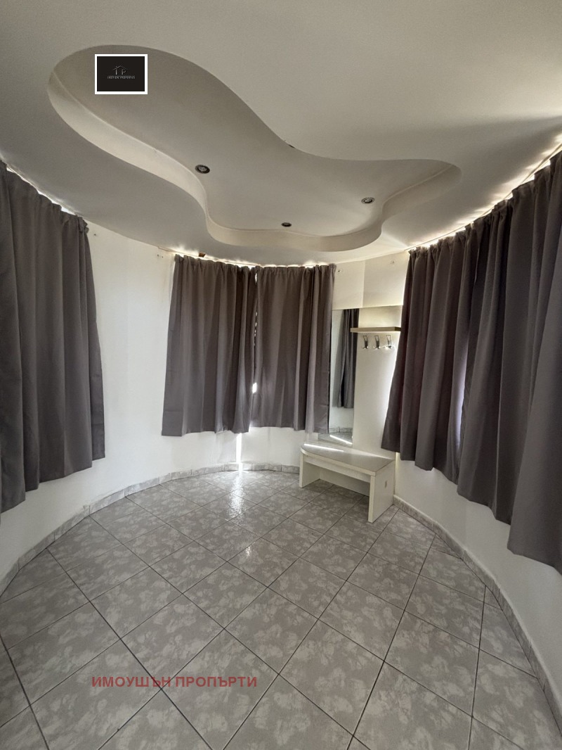 Kiadó  Ház Sofia , Bistrica , 265 négyzetméter | 93644440 - kép [6]