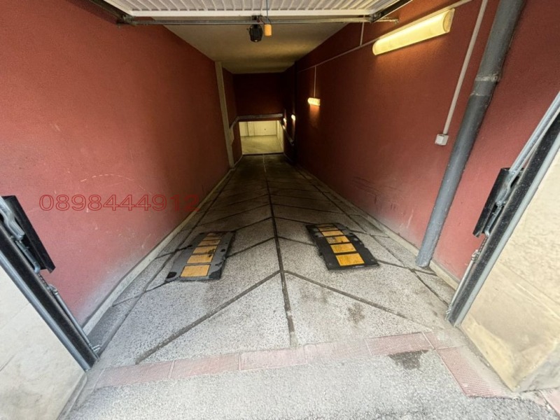 Do wynajęcia  Garaż Sofia , Borowo , 17 mkw | 26756428 - obraz [3]