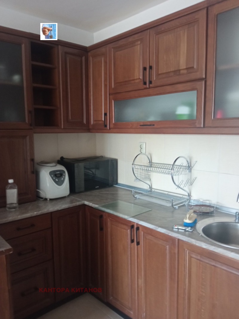 Дава под Наем 2-СТАЕН в град София, Център - 85 кв.м / 800 € » 1 564.66 лв., КАНТОРА КИТАНОВ