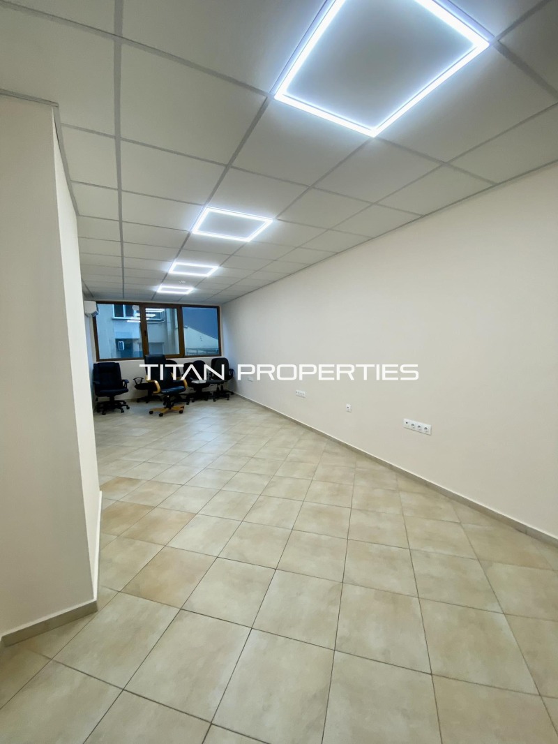 Te huur  Kantoor Varna , Tsentar , 100 m² | 29978363 - afbeelding [16]