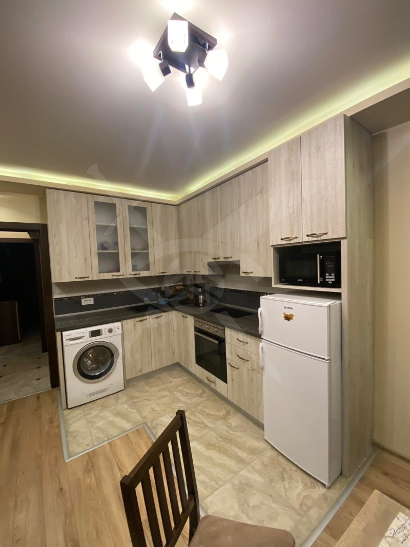 Дава под Наем 2-СТАЕН в град Варна, Център - 45 кв.м / 700 € » 1 369.08 лв., ЕКС НВД ООД