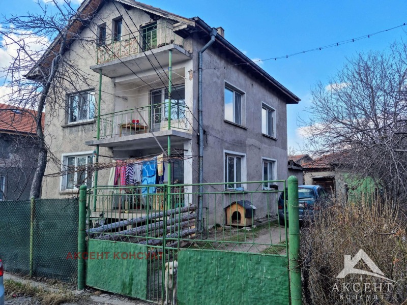 Дава под Наем ЕТАЖ ОТ КЪЩА в град Перник, Църква - 80 кв.м / 300 € » 586.75 лв., АКСЕНТ КОНСУЛТ