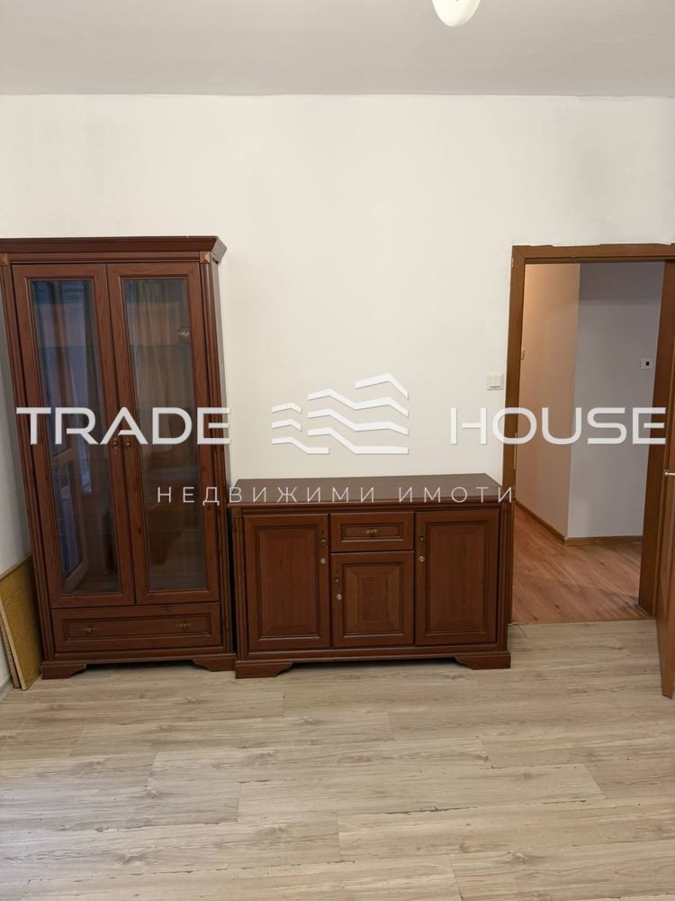 Дава под наем 4-СТАЕН, гр. Пловдив, Кючук Париж, снимка 3 - Апартаменти - 53809736