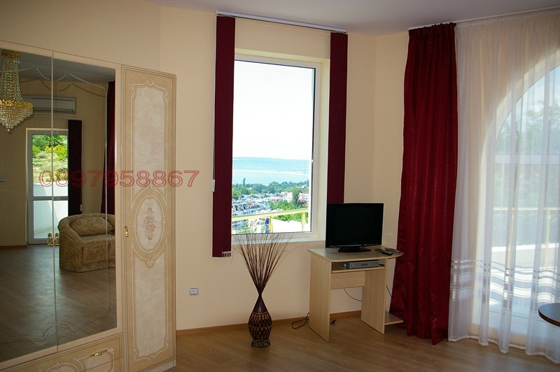 Дава под наем КЪЩА, гр. Варна, Бриз, снимка 5 - Къщи - 52786191