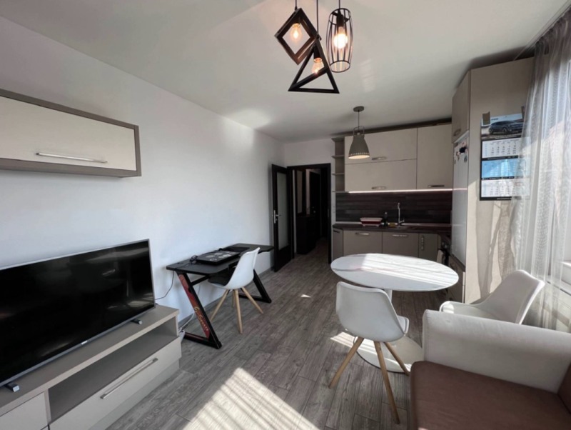 Дава под Наем 2-СТАЕН в град София, Банишора - 60 кв.м / 650 € » 1 271.29 лв., ИМОТОПИЯ