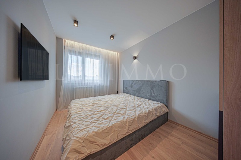 Kiadó  3 hálószobás Sofia , Mladost 2 , 211 négyzetméter | 14744654 - kép [16]