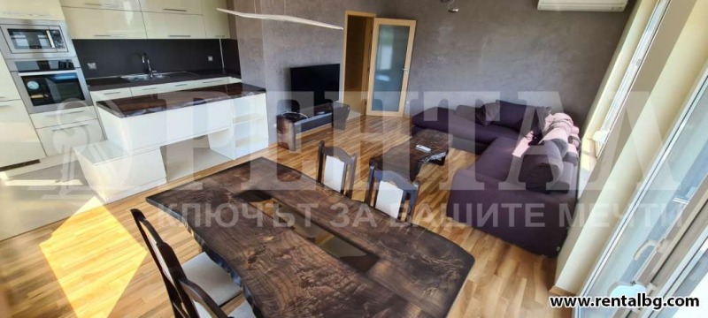Do wynajęcia  3+ sypialni Plowdiw , Karszijaka , 150 mkw | 99548875