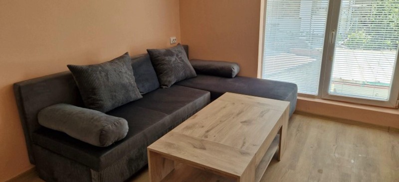 Дава под нем  Къща, град София, Левски •  675 EUR • ID 69009812 — holmes.bg - [1] 