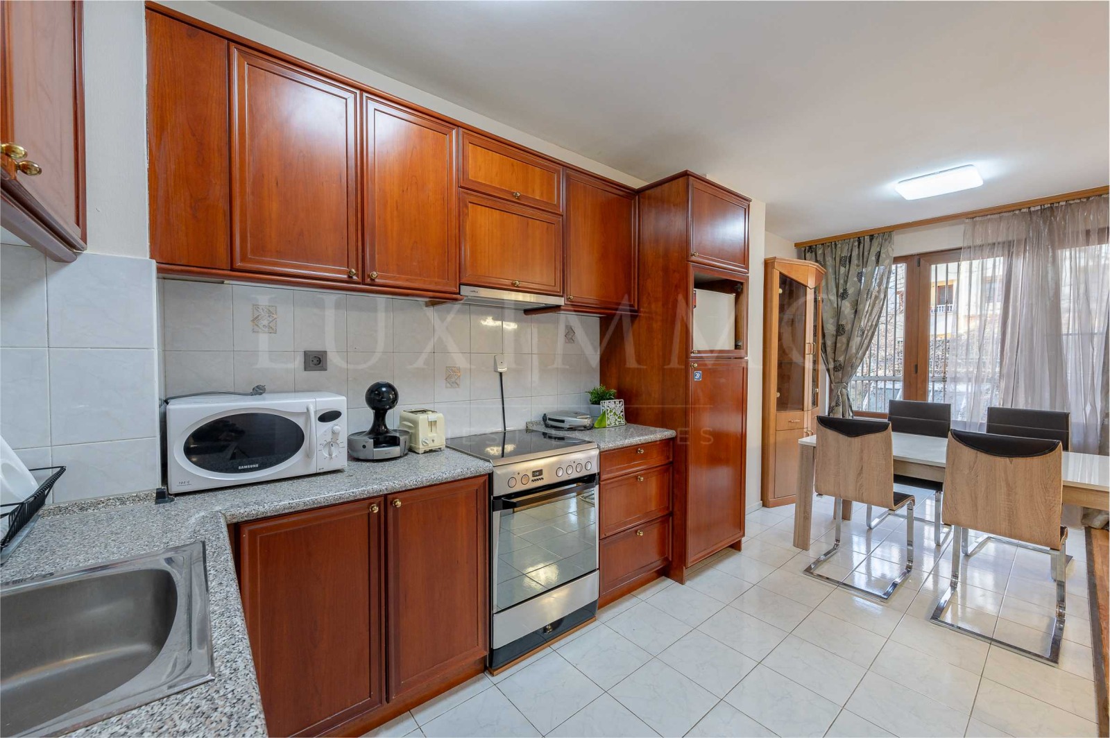 Дава под наем 3-СТАЕН, гр. София, Лозенец, снимка 7 - Апартаменти - 53876759