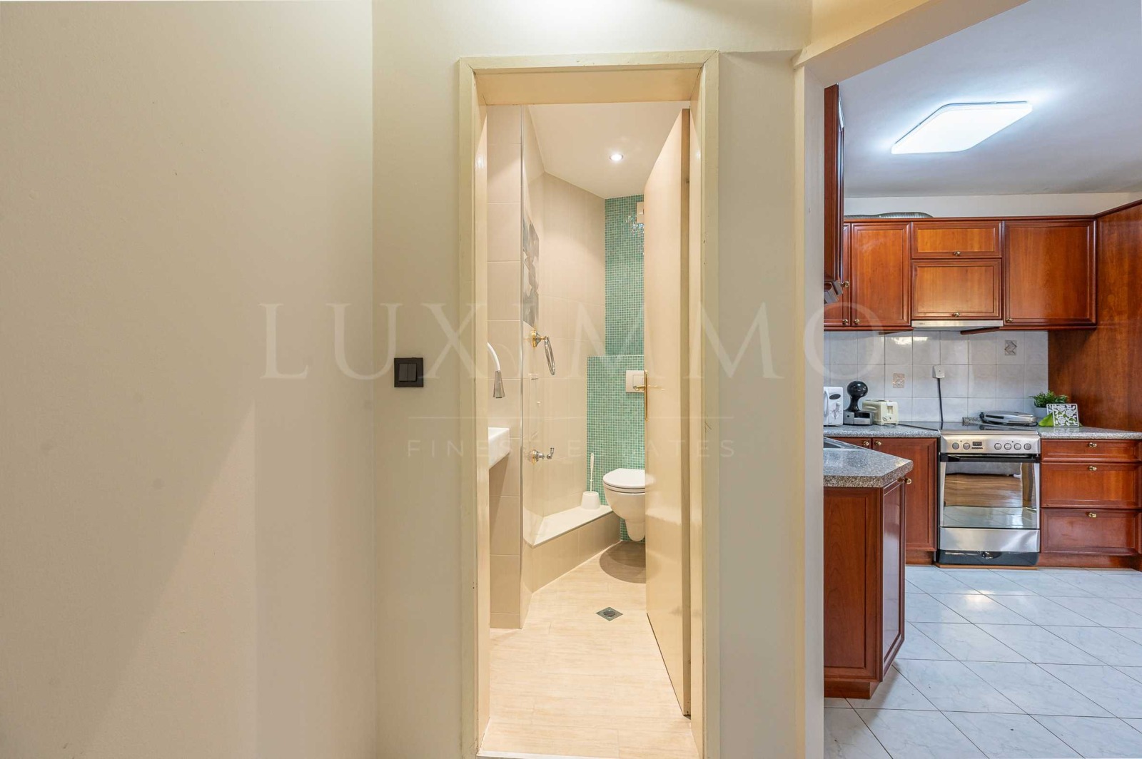 Дава под наем 3-СТАЕН, гр. София, Лозенец, снимка 13 - Апартаменти - 53876759