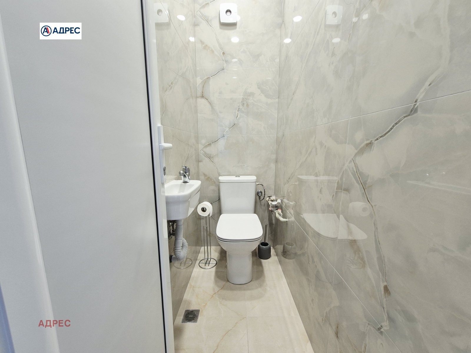 Дава под наем МНОГОСТАЕН, гр. Варна, Операта, снимка 15 - Апартаменти - 56158205