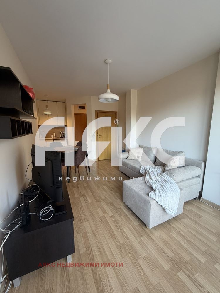 Дава под наем 2-СТАЕН, гр. София, Център, снимка 2 - Апартаменти - 53621502