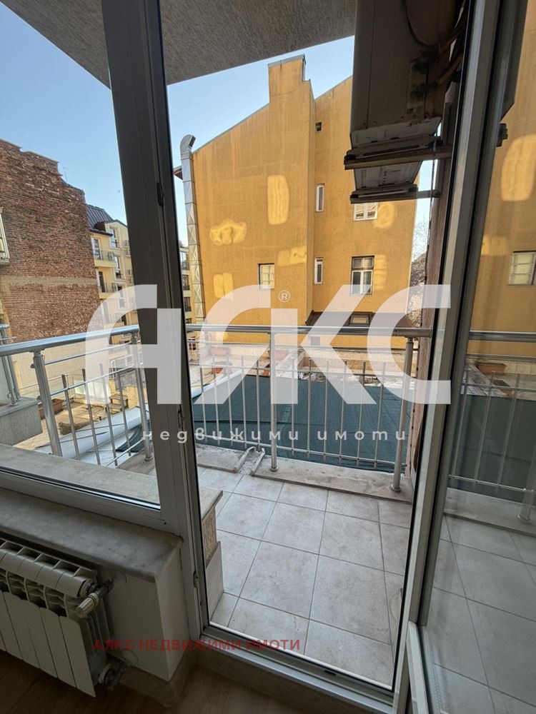 Дава под наем 2-СТАЕН, гр. София, Център, снимка 11 - Апартаменти - 53621502