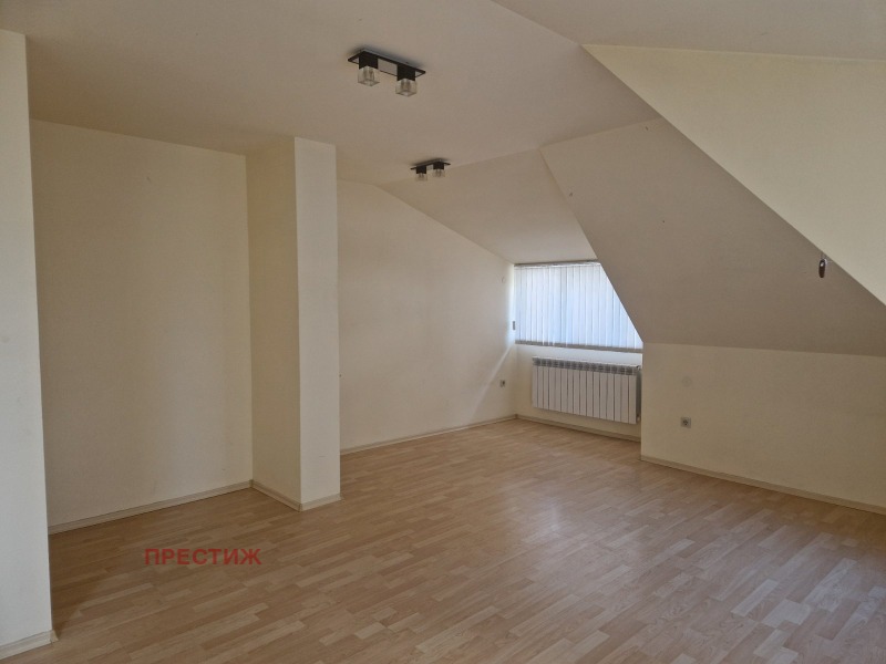 Vuokrattavana  Pienhuoneisto Pernik , Tsentar , 95 neliömetriä | 28774297 - kuva [13]