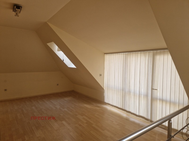 Vuokrattavana  Pienhuoneisto Pernik , Tsentar , 95 neliömetriä | 28774297 - kuva [5]