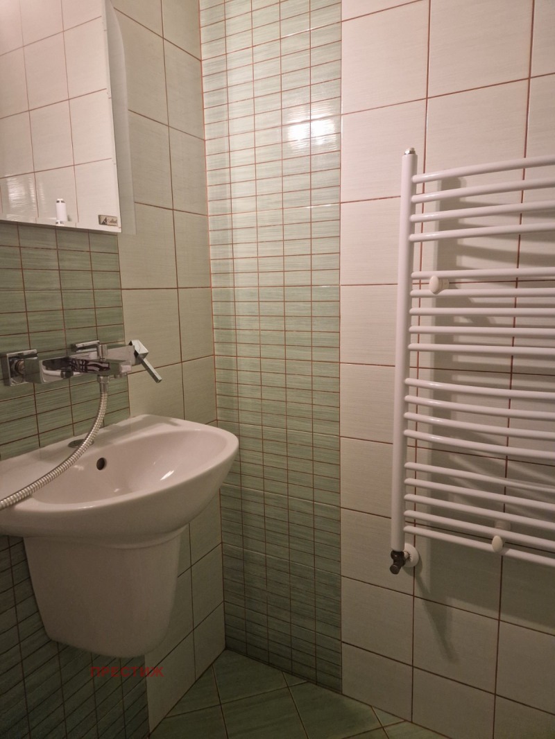 Vuokrattavana  Pienhuoneisto Pernik , Tsentar , 95 neliömetriä | 28774297 - kuva [16]