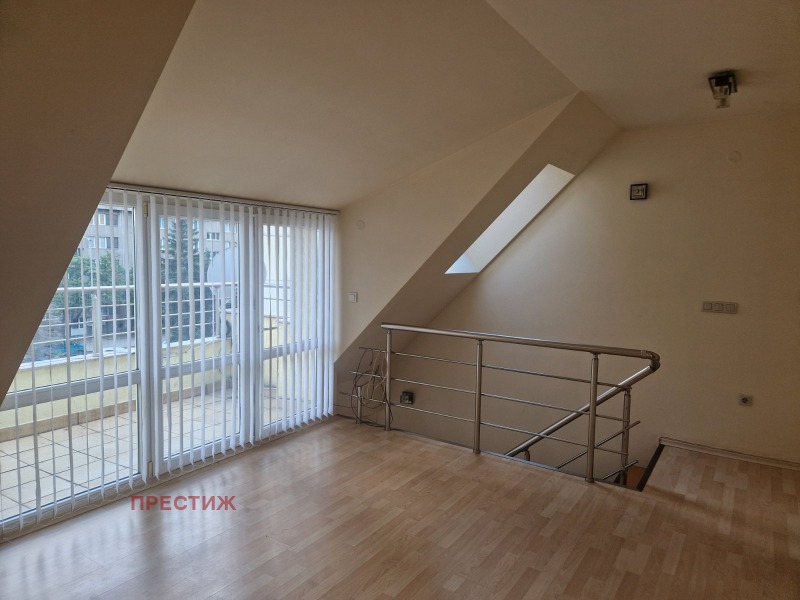 Vuokrattavana  Pienhuoneisto Pernik , Tsentar , 95 neliömetriä | 28774297 - kuva [8]
