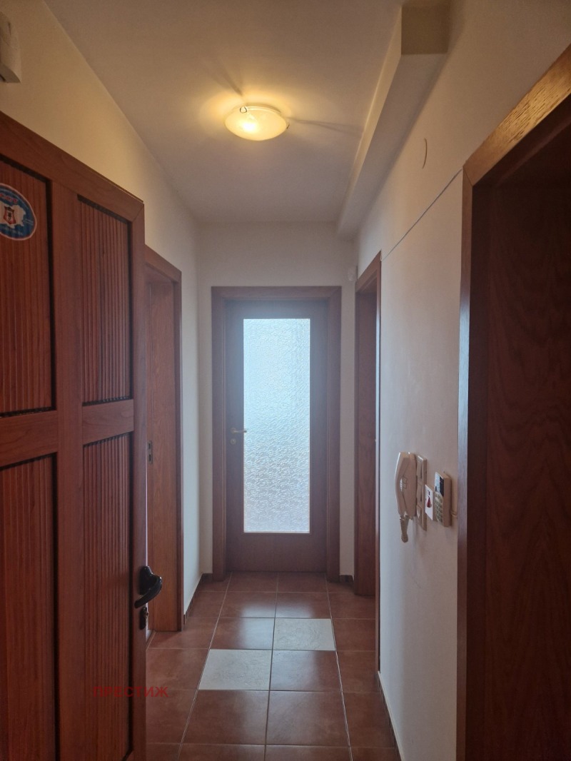 Vuokrattavana  Pienhuoneisto Pernik , Tsentar , 95 neliömetriä | 28774297 - kuva [11]