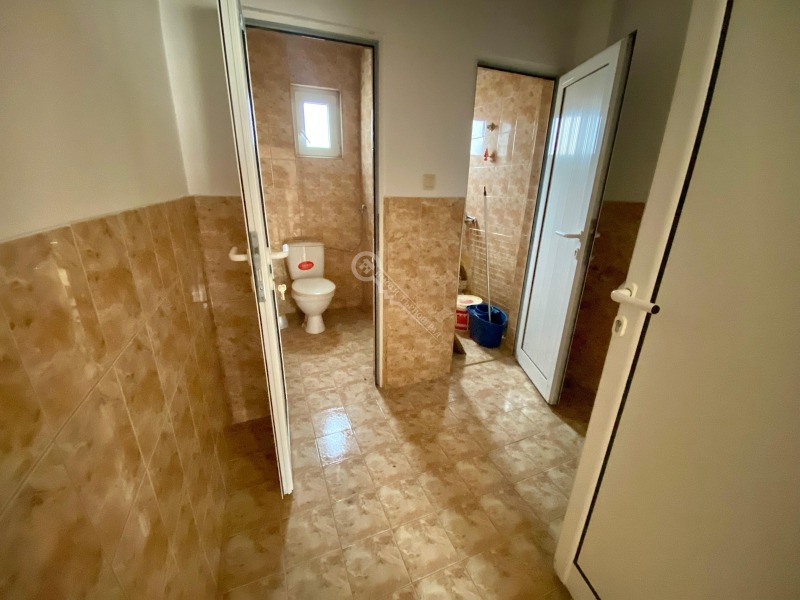 K pronájmu  Prodejna oblast Veliko Tarnovo , Ljaskovec , 176 m2 | 21948280 - obraz [5]