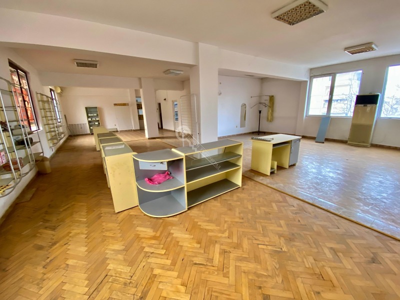 K pronájmu  Prodejna oblast Veliko Tarnovo , Ljaskovec , 176 m2 | 21948280 - obraz [3]