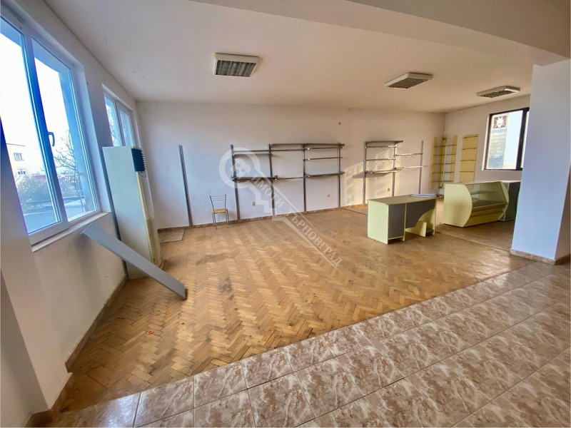 K pronájmu  Prodejna oblast Veliko Tarnovo , Ljaskovec , 176 m2 | 21948280 - obraz [2]