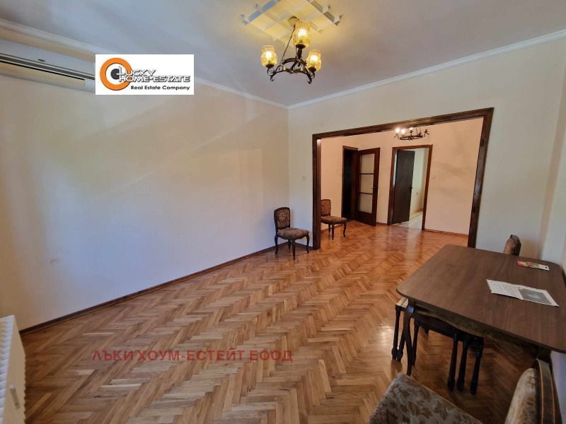 Para alugar  1 quarto Sofia , Centar , 80 m² | 75164241