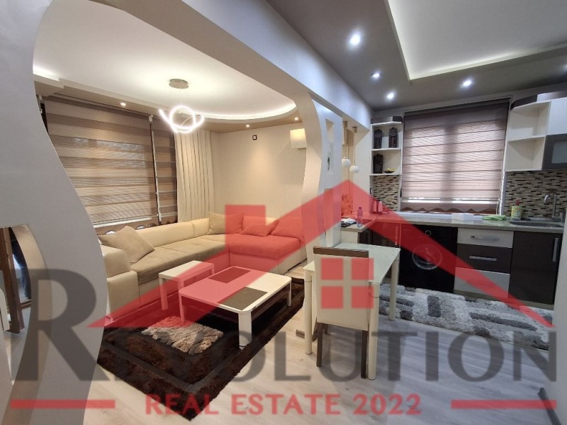 Дава под наем 3-СТАЕН, гр. Кърджали, Център, снимка 2 - Апартаменти - 53199190