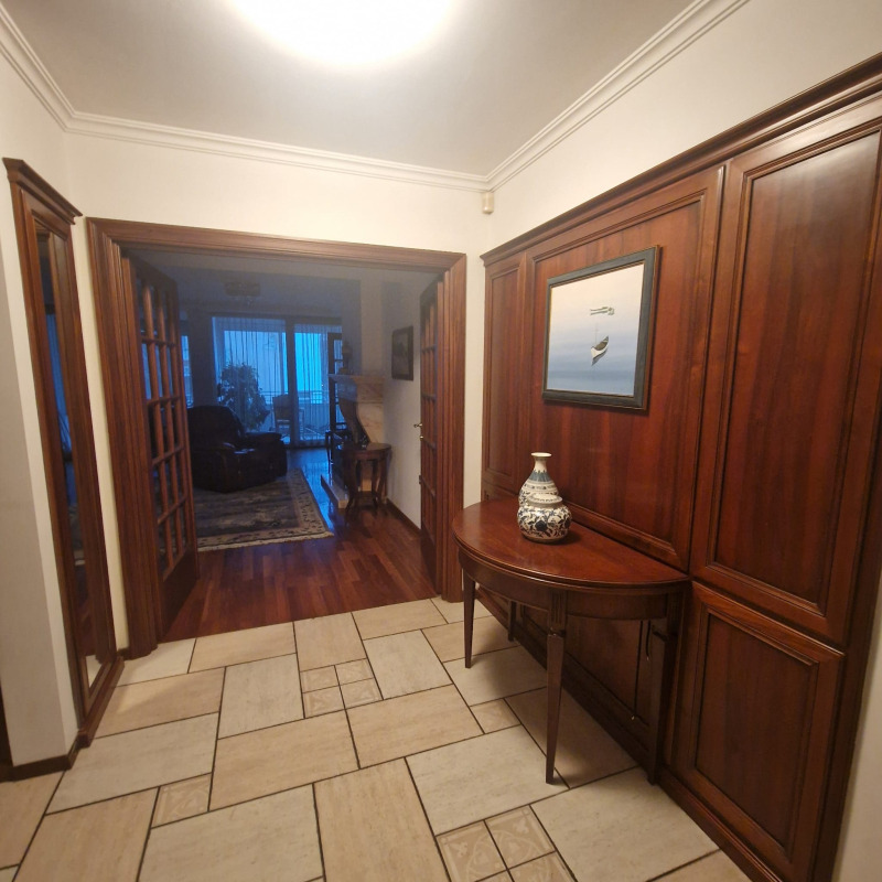 A louer  3 chambres Sofia , Lozenets , 200 m² | 57318847 - image [9]