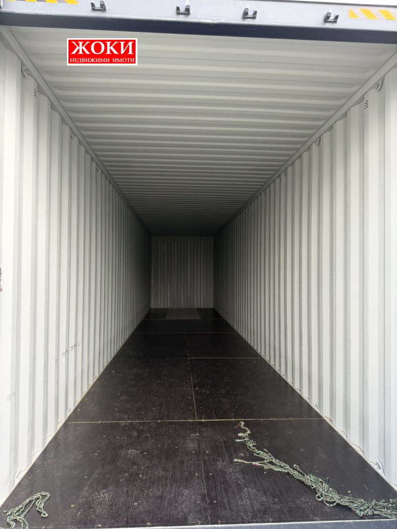 Дава под наем СКЛАД, гр. Перник, Изток