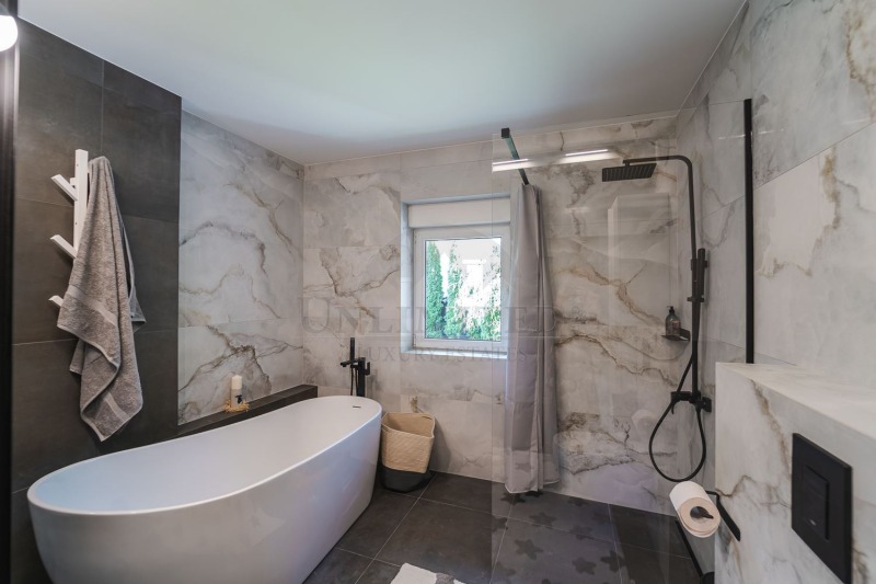 Para alugar  Casa Sofia , Boiana , 440 m² | 53015567 - imagem [11]