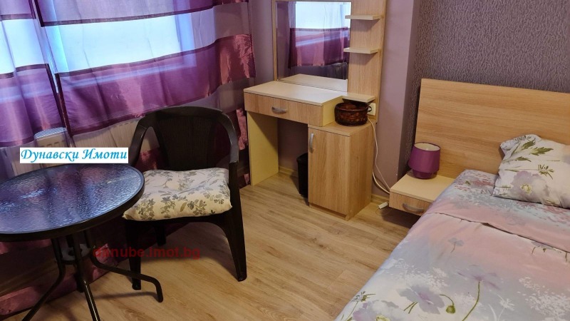 Издаје се  1 спаваћа соба Русе , Центар , 65 м2 | 85625198 - слика [10]