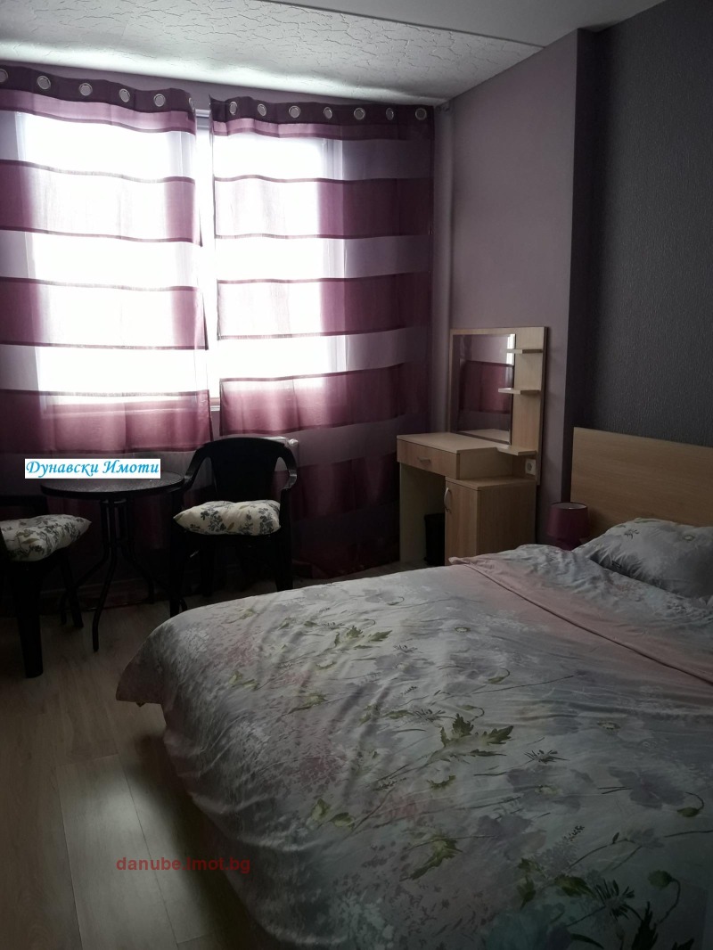 Издаје се  1 спаваћа соба Русе , Центар , 65 м2 | 85625198 - слика [8]