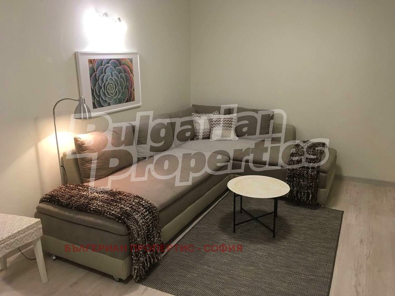Издаје се  2 спаваће собе Софија , Центар , 90 м2 | 24988409 - слика [13]