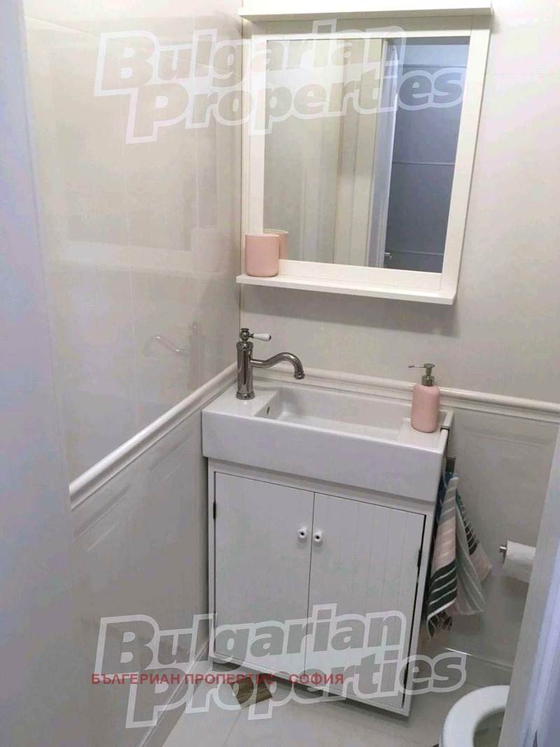 Издаје се  2 спаваће собе Софија , Центар , 90 м2 | 24988409 - слика [15]