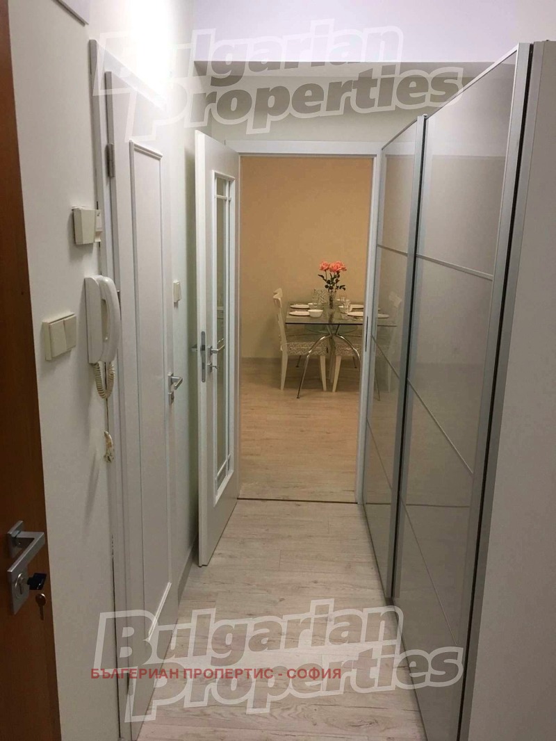 Издаје се  2 спаваће собе Софија , Центар , 90 м2 | 24988409 - слика [17]