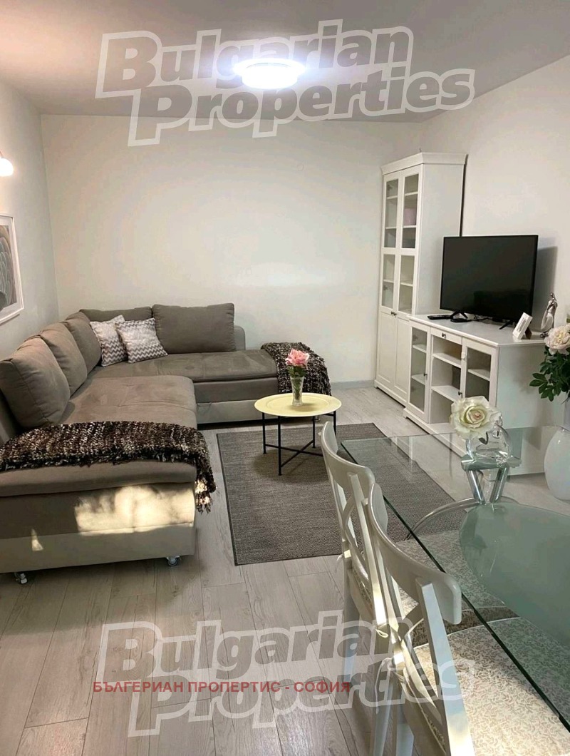 Издаје се  2 спаваће собе Софија , Центар , 90 м2 | 24988409 - слика [2]