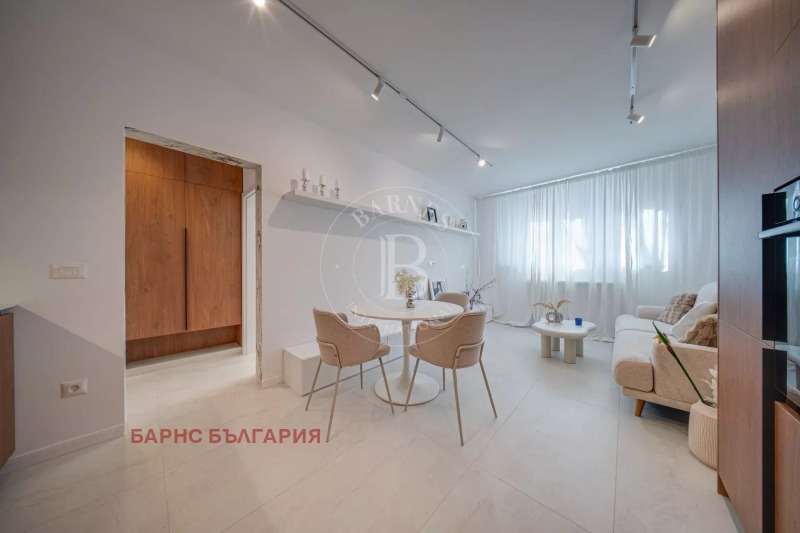 Дава под Наем 2-СТАЕН в град София, Подуяне - 55 кв.м / 1 300 € » 2 542.58 лв., БАРНС БЪЛГАРИЯ